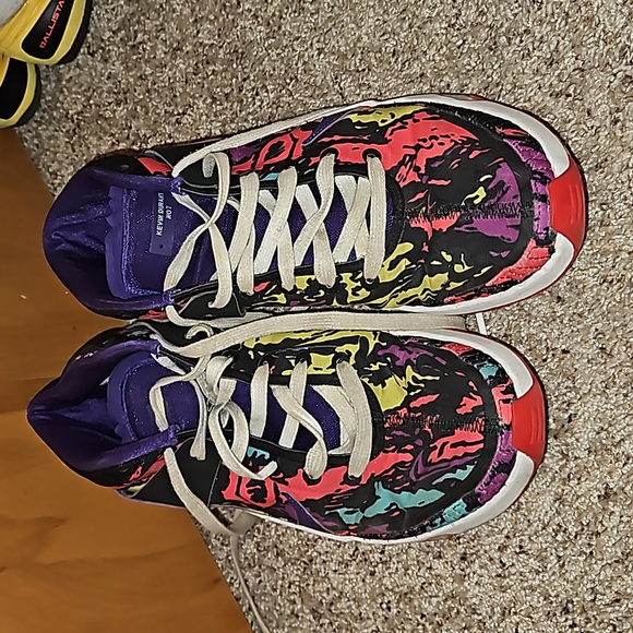 Kevin Durant KD athletic shoes Men's size 11 - Picture 3 of 11